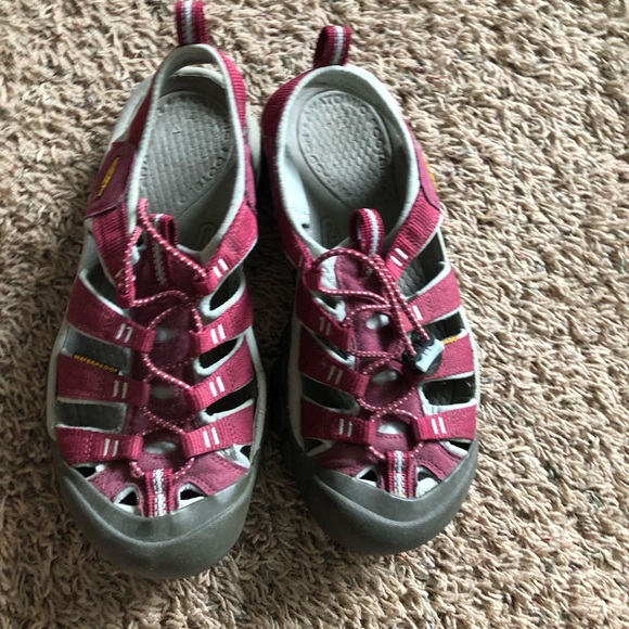 Purple keens - Picture 3 of 4